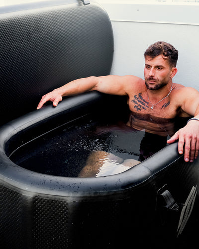 Cold Therapy Tub with Integrated Temperature Control – No Ice Needed