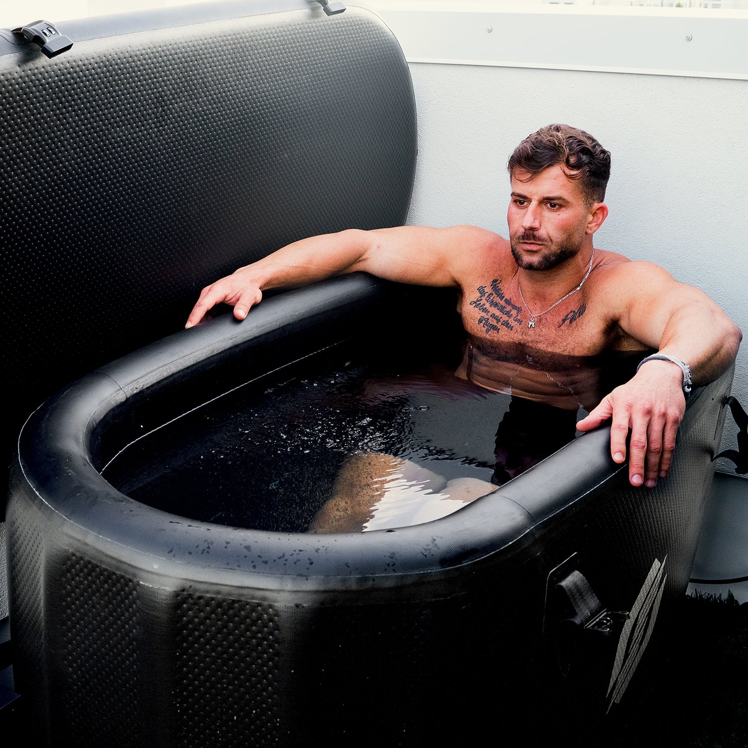 What is an Ice Bath Tub? Benefits, Uses, and Buying Guide