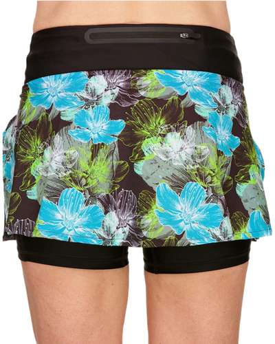 Women's AG Trackhawk Tri Shorts - Image 1